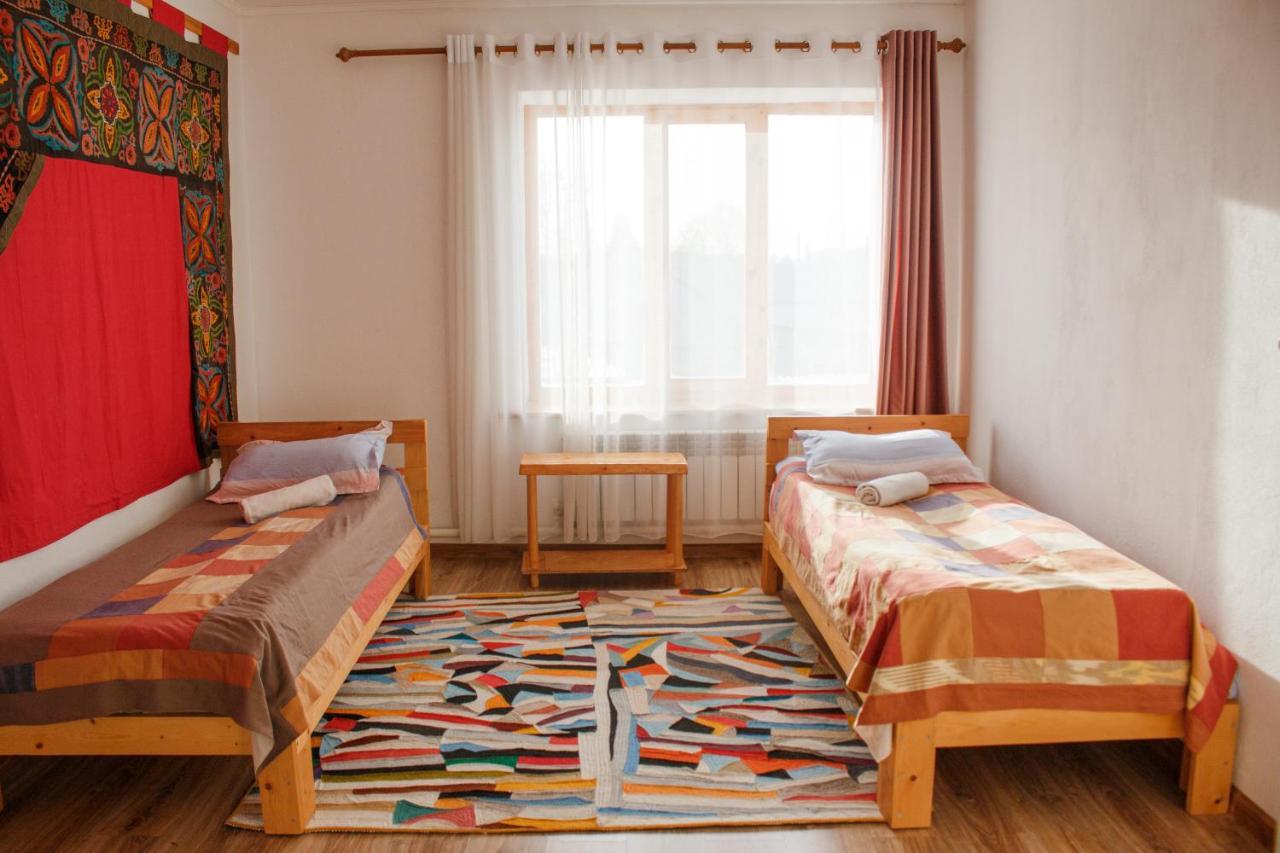 Guest House Altyn Oimok Bokonbayevo エクステリア 写真